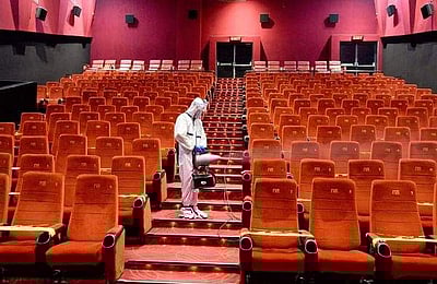 திரையரங்க உரிமையாளர்களின் திடீர் முடிவு: திரைப்படங்கள் வெளியாவதில் சிக்கல்