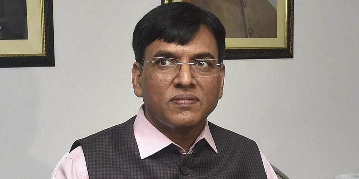 நாட்டில் 70% பேருக்கு முதல் தவணை தடுப்பூசி செலுத்தப்பட்டுள்ளன: சுகாதாரத்துறை அமைச்சர்