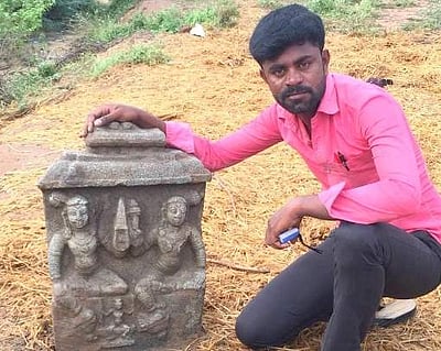 திருச்சுழி அருகே 400 ஆண்டுகள் பழமையான சதிக்கல் கண்டெடுப்பு