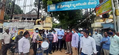 தஞ்சாவூரில் 100 ஆண்டுகள் பழைமையான 3 கட்டடங்களைக் கைப்பற்றிய மாநகராட்சி 