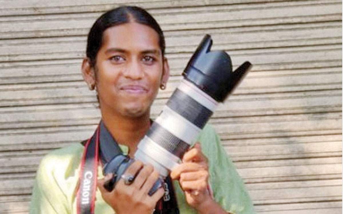 முதல் திருநங்கை  போட்டோ  ஜர்னலிஸ்ட்!