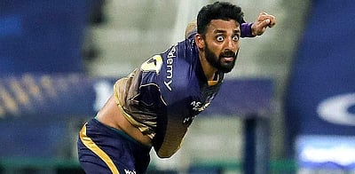 விக்கெட் எடுத்தால் கொண்டாடாமல் இருப்பது ஏன்?: வருண் சக்ரவர்த்தி பதில்