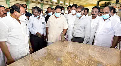 கனிமங்கள் மூலம் 4 மாதங்களில் ரூ. 428. 62 கோடி வருவாய்: அமைச்சா் துரைமுருகன்