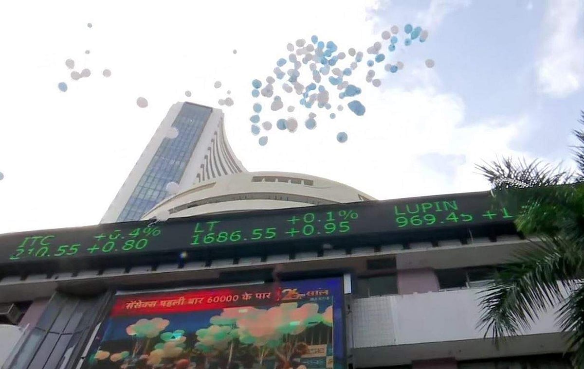 முதல்முறையாக 60,000 புள்ளிகளை கடந்த சென்செக்ஸ்: மும்பையில் கொண்டாட்டம்