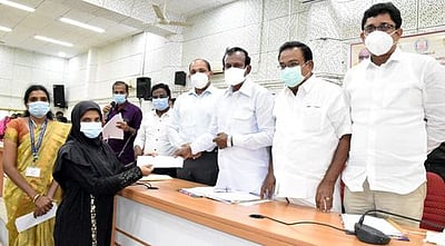 71 பயனாளிகளுக்கு ரூ. 58.19 லட்சம்மதிப்பீட்டில் நலத்திட்ட உதவிகள்