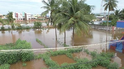 மணப்பாறையில் 3 மணி நேரமாக பெய்த கனமழை: 200-க்கும் மேற்பட்ட குடியிருப்புவாசிகள் தவிப்பு 