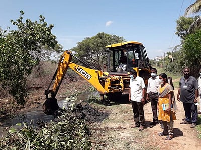 கூத்தாநல்லூர்: 5 பாசன வாய்க்கால்கள் சுத்தப்படுத்தும் பணி நிறைவு 