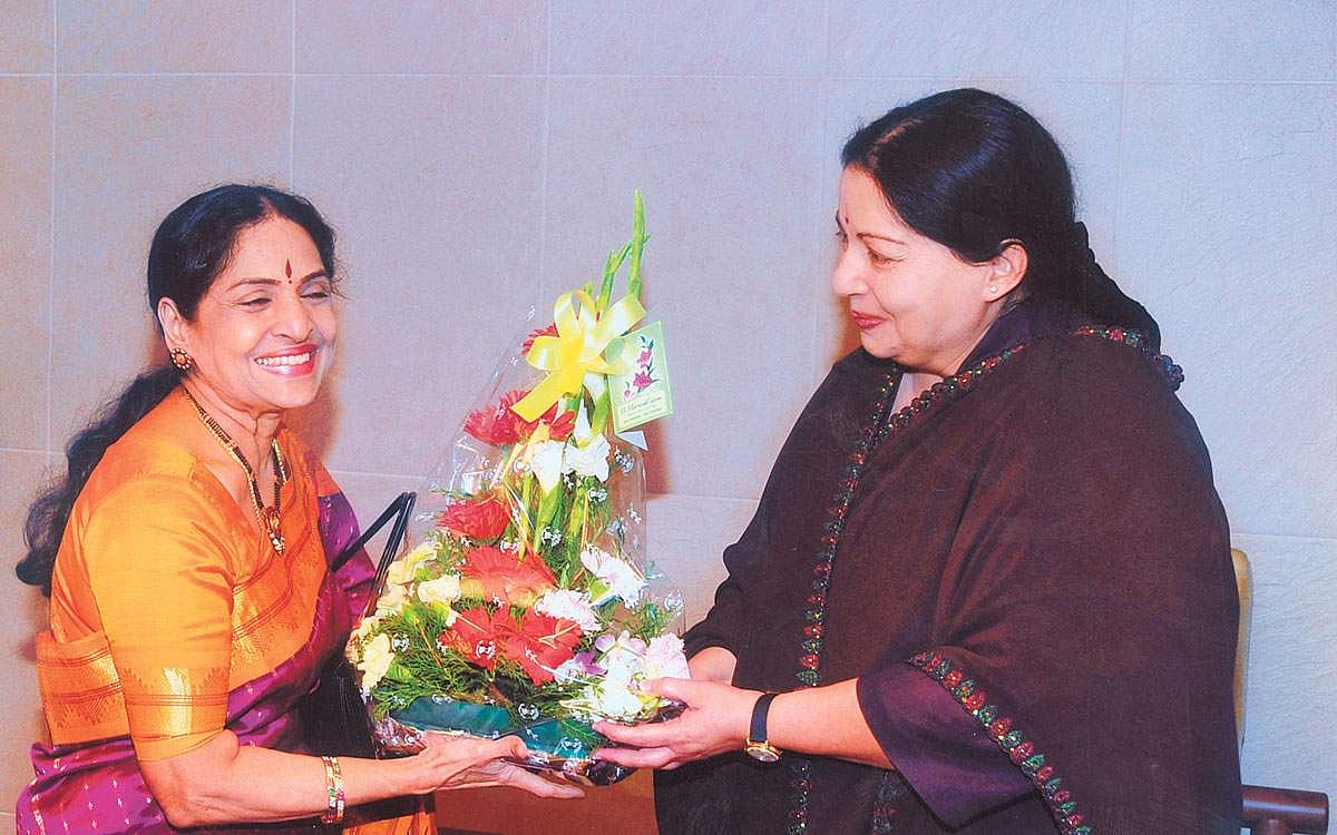 ரோஜா மலரே! - 108: ஜெயலலிதா தந்த கௌரவம்! - குமாரி சச்சு