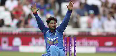 ஐபிஎல் 2021 போட்டியிலிருந்து விலகி இந்தியாவுக்குத் திரும்பிய குல்தீப் யாதவ்