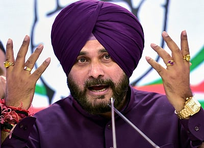 பஞ்சாபில் நடைபெறும் அதிரடி அரசியல் திருப்பங்கள்