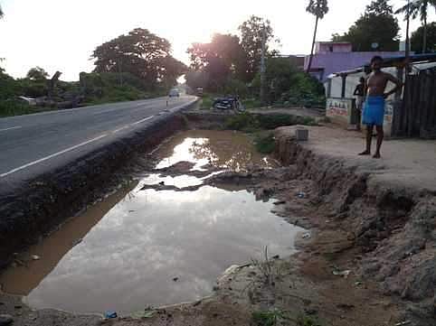 மந்த நிலையில் சாலை விரிவாக்கப் பணி