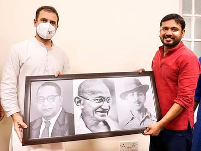 காங்கிரஸில் இணைந்தாா் கன்னையா குமாா்: ஜிக்னேஷ் மேவானியும் ஆதரவு