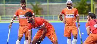 30 வயதில் ஓய்வு பெற்றார் பிரபல இந்திய ஹாக்கி வீரர்