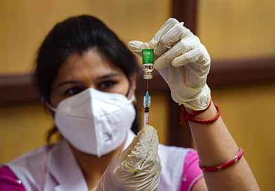 நாட்டில் 88.34 கோடி பேருக்கு தடுப்பூசி செலுத்தப்பட்டுள்ளன: சுகாதாரத்துறை