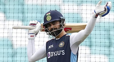 விராட் கோலி மீது மூத்த வீரர்கள் புகார் தெரிவித்தார்களா?: பிசிசிஐ பதில்