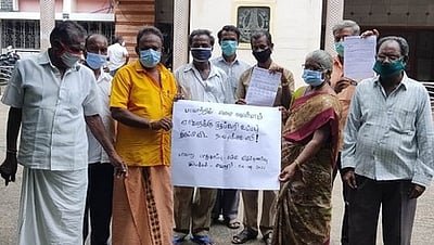 சிதிலமடைந்த தடுப்புச் சுவரால் ஏரிகளுக்குச் செல்லாத பாலாற்று வெள்ளம்