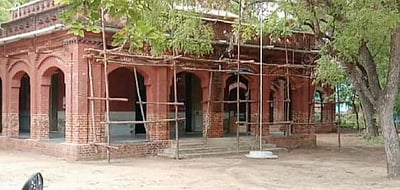 மானாமதுரை: அமமுக வழக்குரைஞர் மீது தாக்குதல்; வழக்குரைஞர்கள் நீதிமன்ற புறக்கணிப்பு