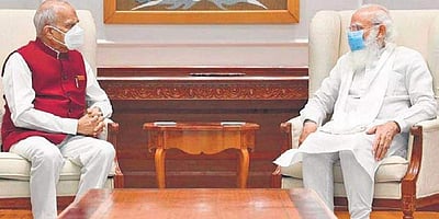 பிரதமருடன் ஆளுநர் பன்வாரிலால் புரோஹித் சந்திப்பு