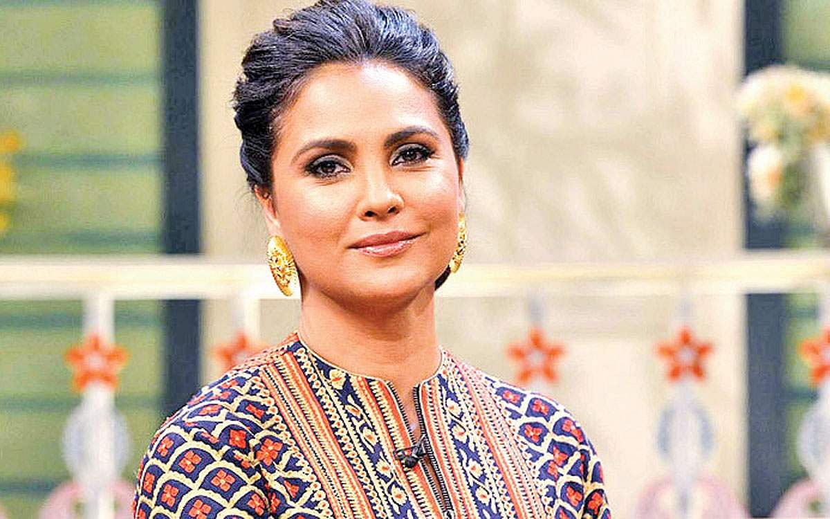 இந்திராகாந்தியாக லாரா தத்தா!