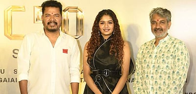 ஷங்கரின் மகள் அதிதி வெளியிட்ட புதிய புகைப்படங்கள்