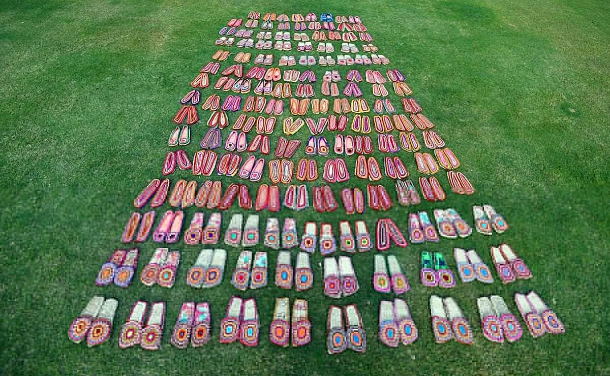 100 ஜோடி சணல் காலணிகள் வாங்கி அனுப்பிய மோடி