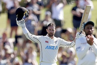 கவாஸ்கரின் சாதனைக்கு அருகில் சென்ற நியூசிலாந்து வீரர்