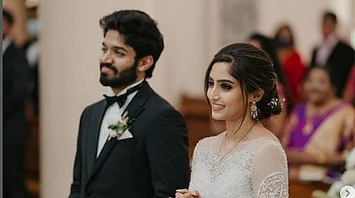 காதலருடன் திருமணம் : புகைப்படங்களைப் பகிர்ந்த நடிகை ரெபா