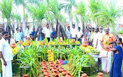 பழையன கழிந்த பொருள்களில் ஈட்டிய வருமானத்தில் பொங்கல் கொண்டாட்டம்