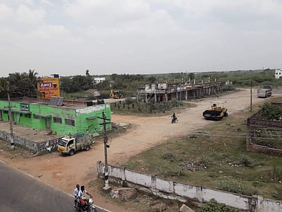 கால் நூற்றாண்டாக செயல்படாத கூத்தாநல்லூர் பேருந்து நிலையம்