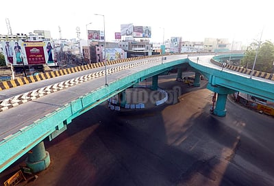 ஈரோட்டில் 14 சோதனைச் சாவடிகளில் தீவிர சோதனை: தடையை மீறும் வாகனங்கள் பறிமுதல்