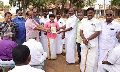 வாழப்பாடியில் திருவள்ளுவர் தின விழா: நுால்கள் வெளியீடு