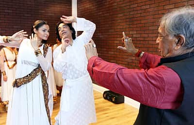 பிர்ஜு மகாராஜ் மறைவிற்கு கமல் இரங்கல்: 'உன்னை காணாது நான் இன்று நானில்லையே'