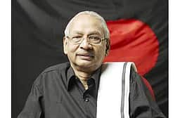 கி.வீரமணிக்கு கரூரில் வரவேற்பு