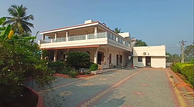 முன்னாள் அமைச்சர் கே.பி.அன்பழகன் வீட்டில் லஞ்ச ஒழிப்புத்துறை சோதனை