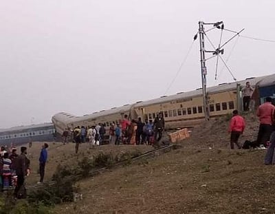 மேற்கு வங்கம்: விரைவு ரயில் விபத்திற்கான விசாரணை அறிக்கை தாக்கல்