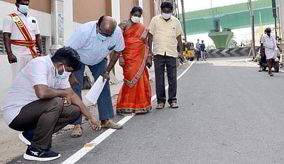 சேலத்தில் சாலைப் பணிகளின் தரம் குறித்து சோதனை