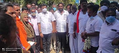 கெலமங்கலம் பேரூராட்சியில் தாா் சாலை அமைக்க பூமிபூஜை
