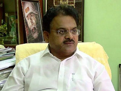 தமிழ்நாடு வீட்டுவசதி வாரியத் தலைவராக பூச்சி முருகன் நியமனம்