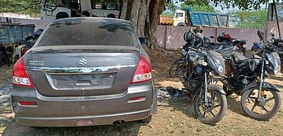 ஆடு திருடிய 2 போ் கைது