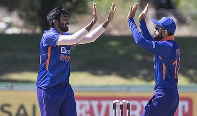 மூன்றாவது ஒருநாள் ஆட்டத்தில் இந்தியா பந்துவீச்சு: 4 அதிரடி மாற்றங்கள்