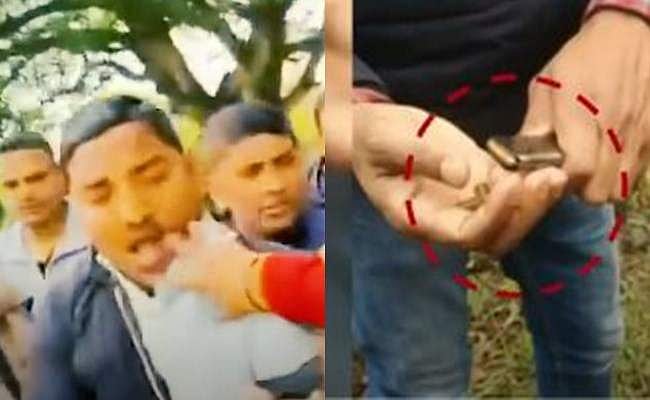 பாஜகவினருக்கு துப்பாக்கி என்ன கைக்கோலா?