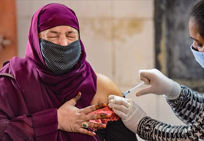 தில்லி தொற்று பாதிப்பு உறுதி செய்யப்படும் விகிதம் 11.79%