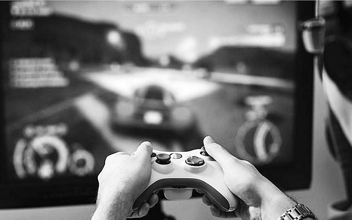 இணையவழி விளையாட்டுகள்...: தீதும்... நன்றும்!