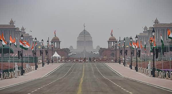 குடியரசு நாள்:  தூய்மைப்பணியாளர்கள், முன்களப் பணியாளர்கள் கௌரவிப்பு