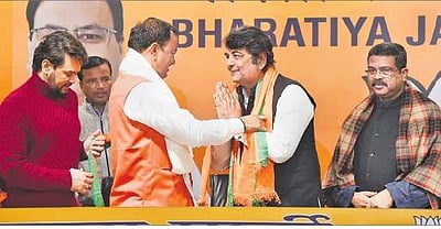 காங்கிரஸிலிருந்து முன்னாள் மத்திய அமைச்சா் ஆா்.பி.என்.சிங் விலகல்