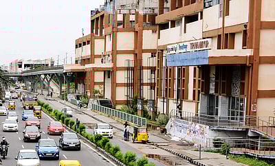 திருவான்மியூர் ரயில் நிலையத்தில் ரூ.1.32 லட்சம் கொள்ளை