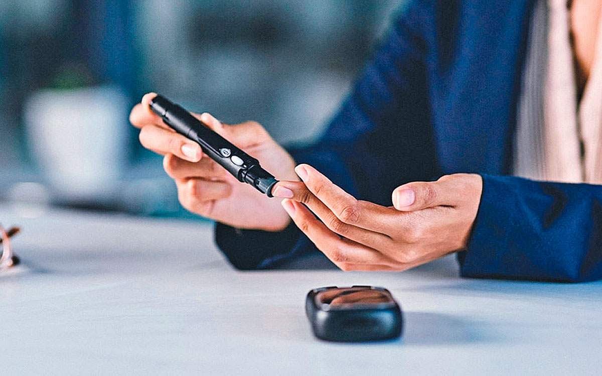 நீரிழிவு நோய்...: தொடர்ச்சியான கண்காணிப்பு... வழிகாட்டல்!