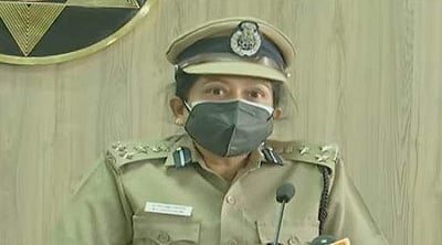 திருவான்மியூா் ரயில் நிலைய கொள்ளை சம்பவம்: காவல்துறை விளக்கம்