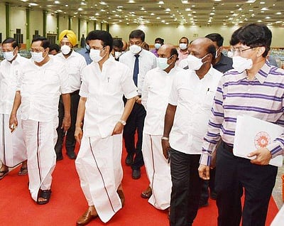 கரோனா சிகிச்சை மையத்தை ஆய்வு செய்த முதல்வர் மு.க.ஸ்டாலின்