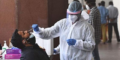 தமிழகத்தில் புதிதாக 4,862 பேருக்கு கரோனா: சென்னையில் 2 ஆயிரத்தைத் தாண்டியது